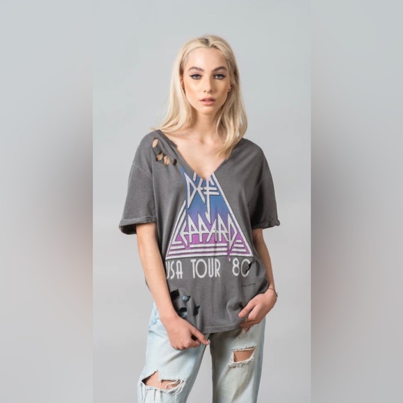 Recycled karma Def Leppard band tee - Picture 2 of 5